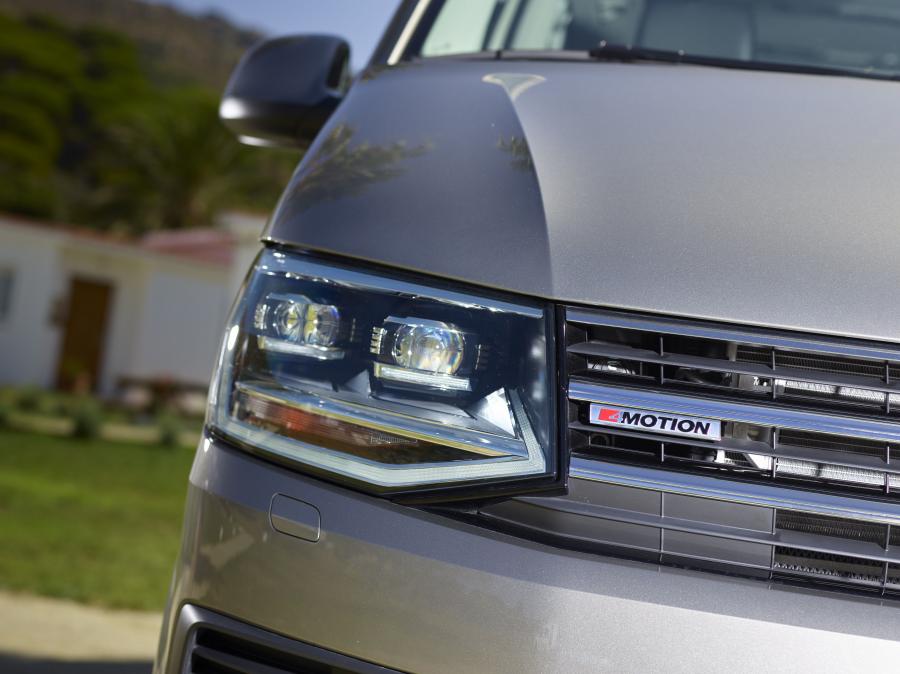 Детали экстерьера Volkswagen Multivan PanAmericana (T6) 2016 года  (фото 12 из 23)